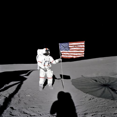 Shepard Plants Flag Apollo 14